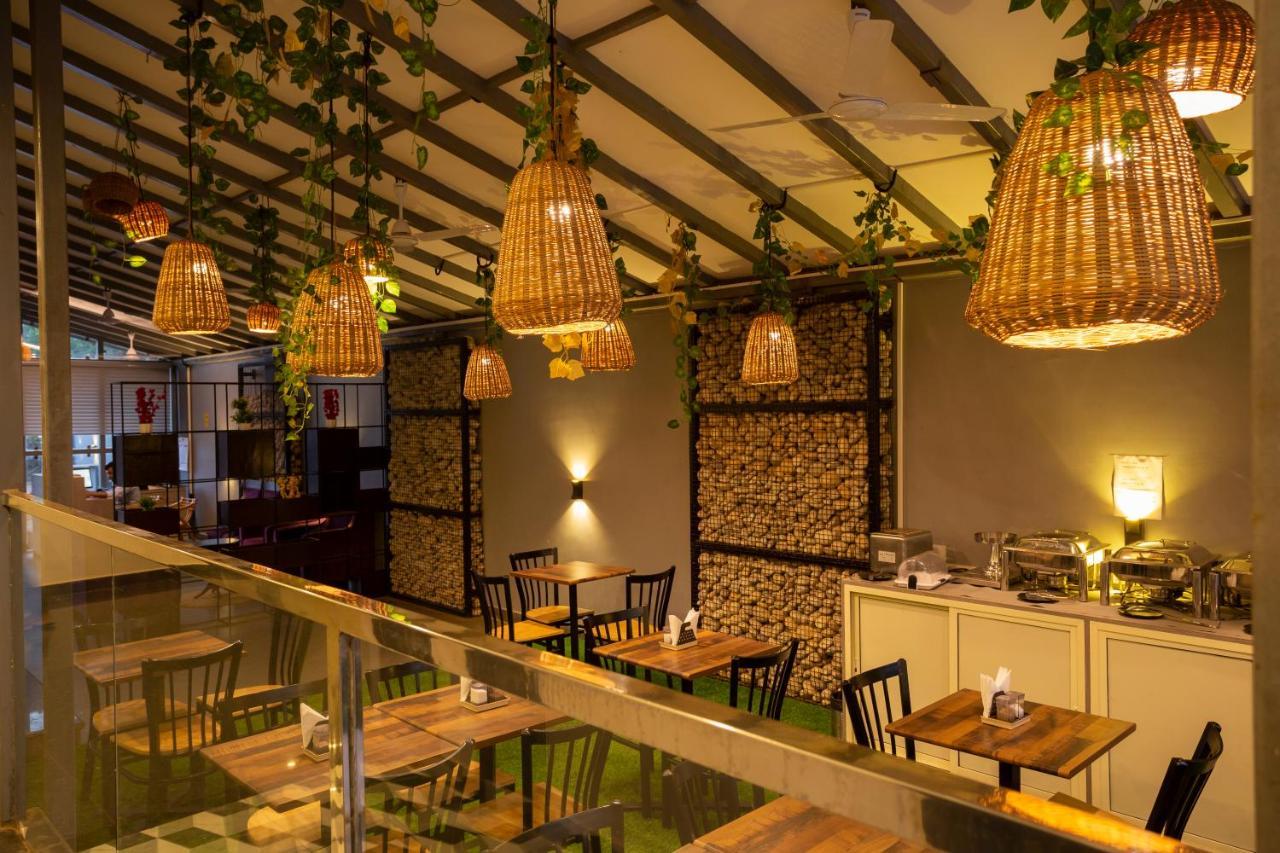 The Porto By Lagom Vagator Goa Near Ozran Beach Анджуна Екстериор снимка